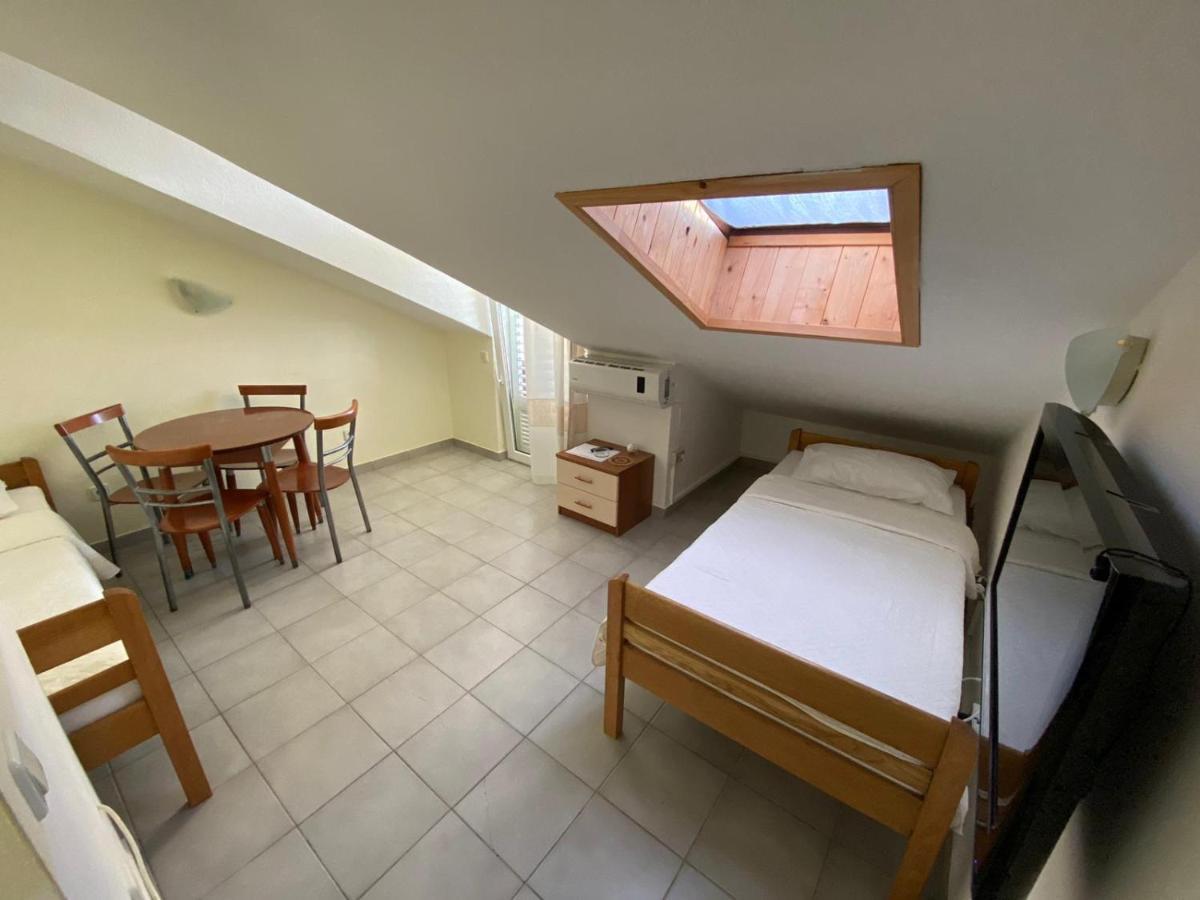 Blue Wave Apartments 투라니 외부 사진
